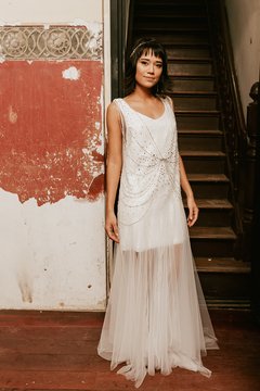 VESTIDO GINGER - vestido duas peças com tubinho silhueta A em micro paetê, com vetido em tule com aplicações de cristais svarowski aplicados.