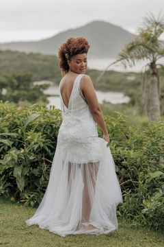 VESTIDO GINGER - vestido duas peças com tubinho silhueta A em micro paetê, com vetido em tule com aplicações de cristais svarowski aplicados.