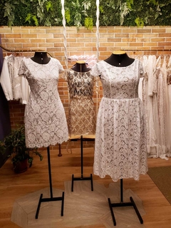Vestido Wonderland Peônia - comprimento midi em tecido com elastano com forro nude e renda com elastano. - Vestidos de noiva exclusivos ARTHA ATELIER