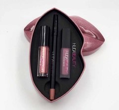 Huda beauty contour & Strobe Lip Set - loja online