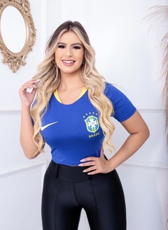 Cropped brazilcore on internet
