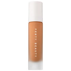 Base Fenty Beauty na internet