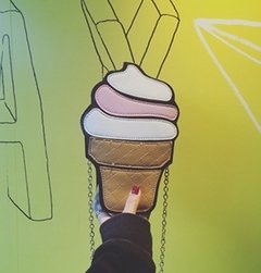 Bolsa Ice cream na internet