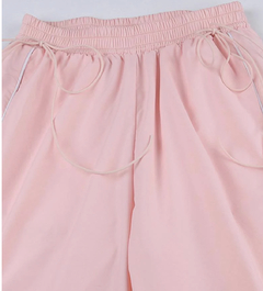 Calça parachute coquette na internet