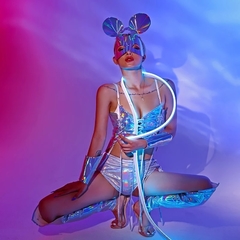 Conjunto holográfico na internet