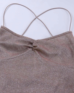 Vestido Glow na internet