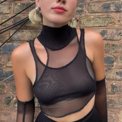 Cropped techno