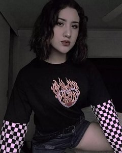 Camiseta E-girl (encomenda) - Baby Black Shop