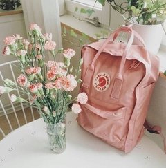 Mochila Fjallraven Kanken na internet