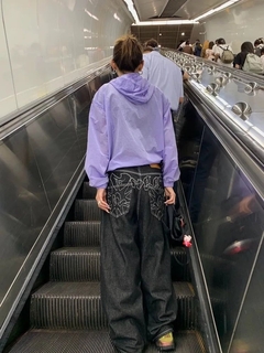 Calça jeans habits na internet