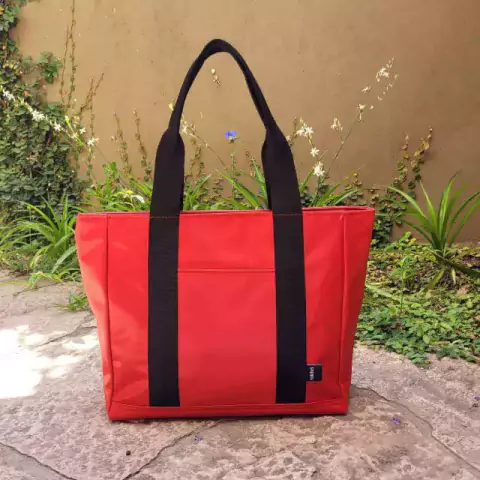 Cartera Jackie (Impermeable)