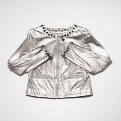 CAMPERA CUERO PLATEADA TACHAS JAZMIN CHEBAR