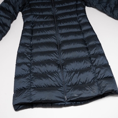 CAMPERA PUFFER AZUL LARGA UNIQLO - comprar online