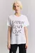 REMERA BURNING LOVE
