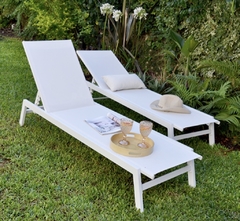 Reposera Krabi White en internet