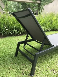 Reposera Krabi Grey - comprar online