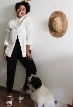 A tal camisa branca Manga Longa