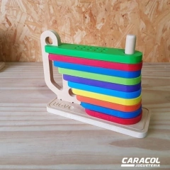 Escalera arcoiris madera