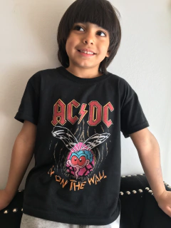 AC/DC Fly on the Wall para niños