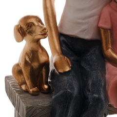 Imagem do FIGURA DECORATIVA RESINA FAMÍLIA 17x9x23CM