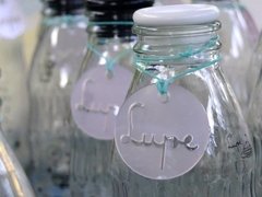 Botella de vidrio personalizada - Vajilla Dibujada