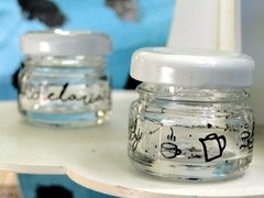 Frasquito mini de vidrio personalizado - Vajilla Dibujada