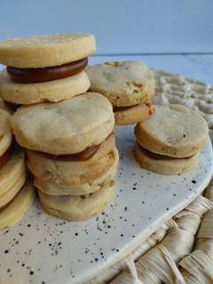 Mix 10 Alfajores Sable y Con Nuez en internet