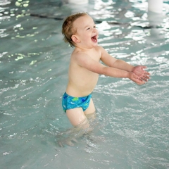 Slip Para El Agua Con Pañal Integrado Dino + IPLAY - comprar online
