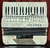 Acordeon Hohner, blanco 72b
