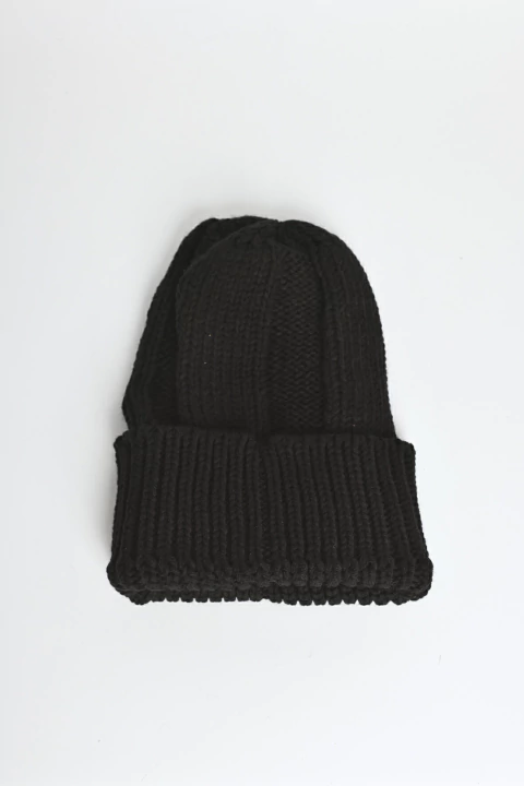 GORRO LANA TORONTO I NEGRO - comprar online