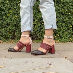 Zapatos Brujos en internet