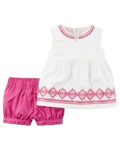 Conjunto bordado con short fucsia