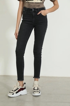 Jean New Moss