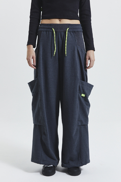 PANTALÓN ACOPLADO