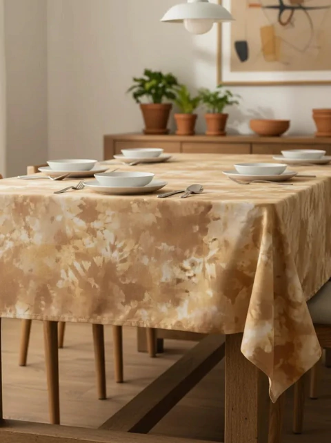 MANTEL - MESA-1035- MANTEL EN GABARDINA BATIK 150 X 1.50 CON 8 SERVILLETAS