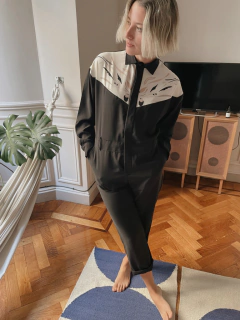 MONO COSMOS NEGRO en internet