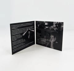 Imagen de Caja Díptica con Botón + CD + Termosellado