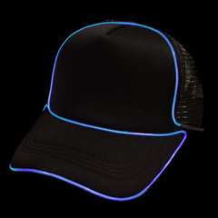 Gorra led color negro con luz celeste