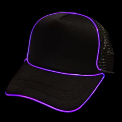 Gorra led color negro con luz violeta