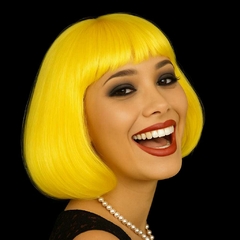 Peluca carré color amarillo