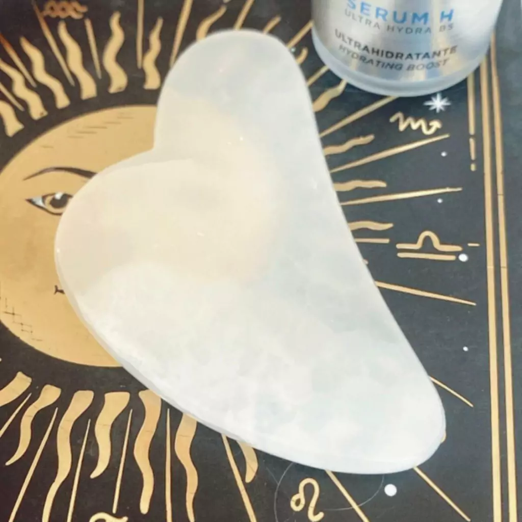 Gua-Sha White