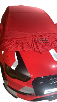 Capa Audi RS3 na internet