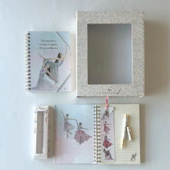 Set Caja Chica: Cuaderno Arabesque + Roller Pen Bailarinas + Caja en internet