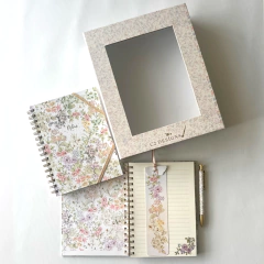 Set Caja Chica: Cuaderno Flora + Ball Pen Flora + Caja