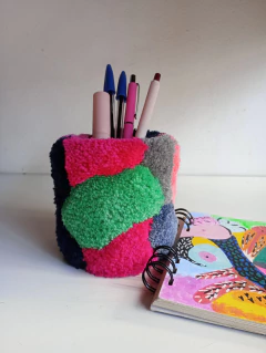 Lapicero Tufting Violeta y Verde - Comadres Tufting