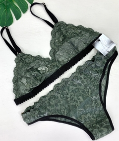 Conjunto Suri verde militar en internet
