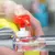 Cepillo con dispenser recargable en internet