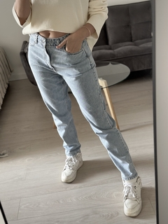 Jeans Mom / Light blue en internet