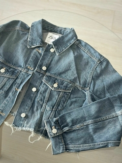 Campera denim/ Zara