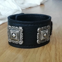 Brazalete Cuadrados con festón